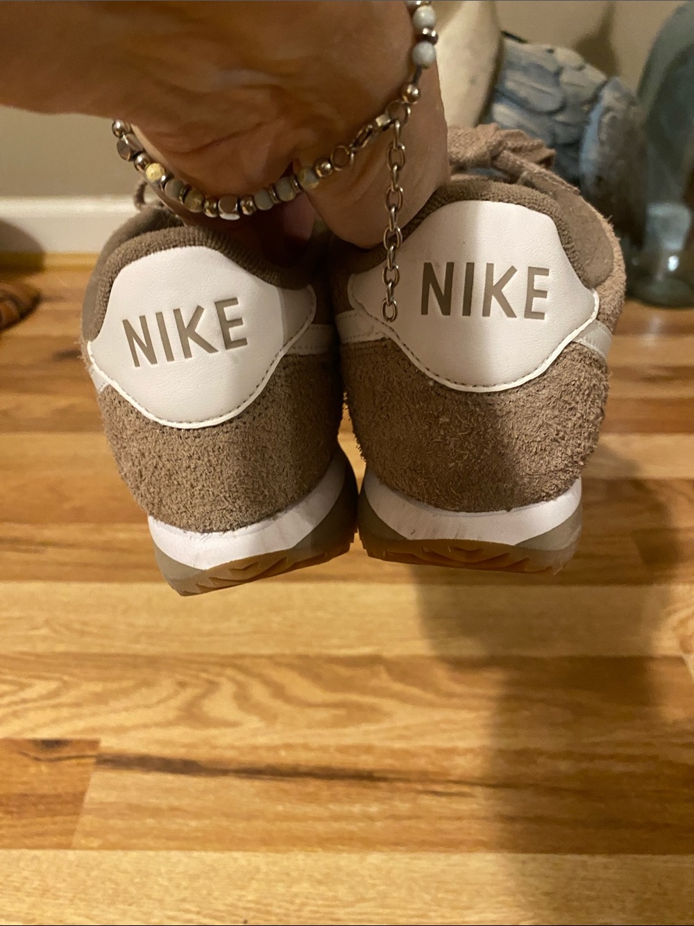 Nike Women’s Suede Sneakers in Taupe with White Swoosh - Picture 5 of 8